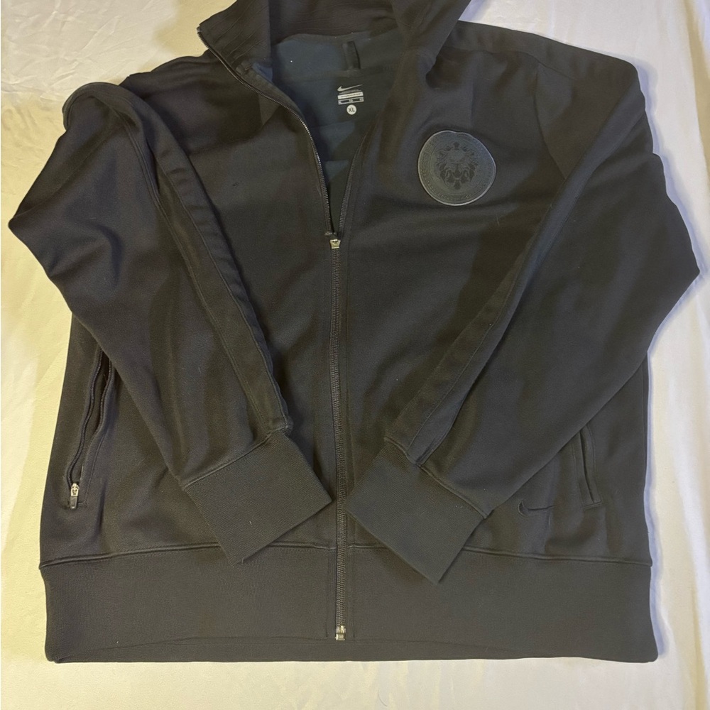 Nike Sportswear LeBron James Mens XL Blck Full Zip Track Jacket Lion Crest Patch